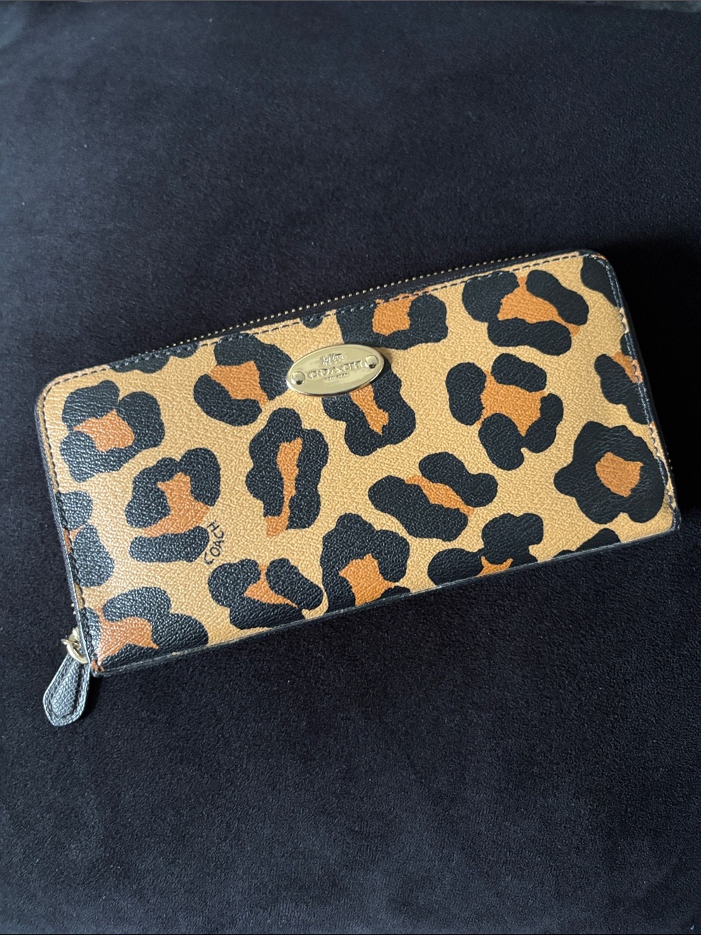 Coach Leopard Print Zip Wallet - Brown/Black